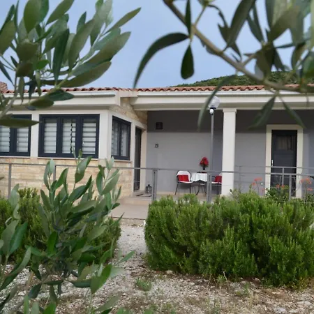 House Toni Tatil Evi